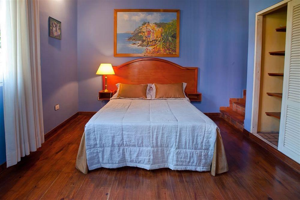 Hotel Posada La Sorgente Пуэрто-Игуасу Экстерьер фото