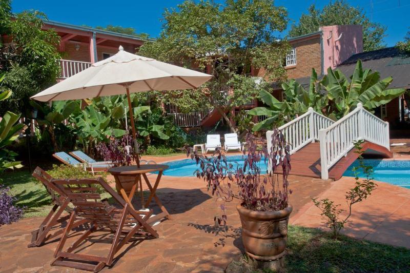 Hotel Posada La Sorgente Пуэрто-Игуасу Экстерьер фото